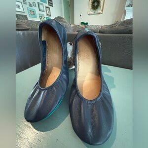 Tieks by Gavrieli Navy ballet flats -gently worn